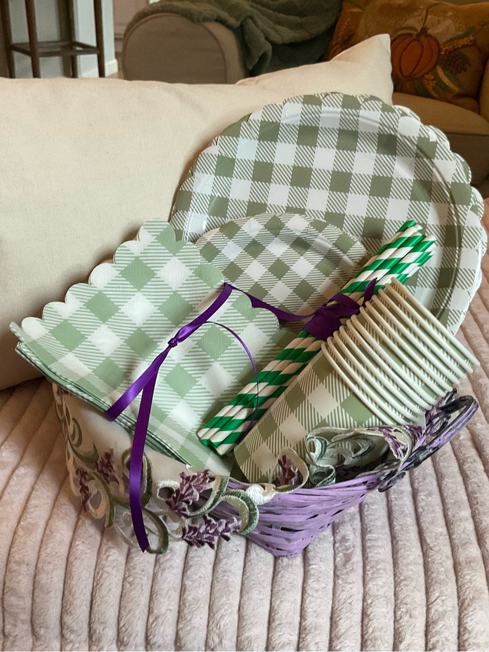 Green Gingham Scalloped Paper Plates - Set with Purple Ribbon